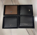 Portefeuille Emporio Armani en cuir grainé avec bande logotée verticale.