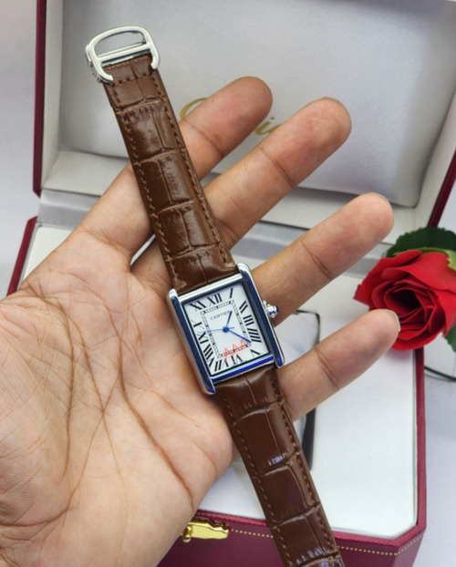 Cartier tank homme Bon qualité