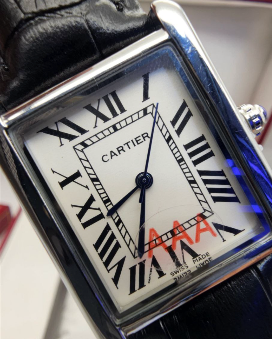 Cartier tank homme Bon qualité